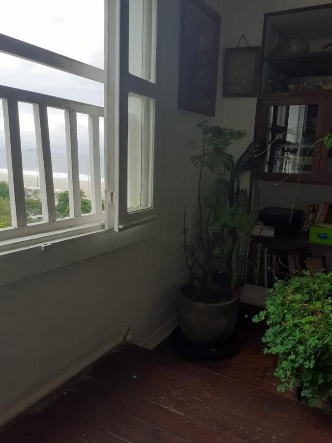Copacabana Ampla Vista Mar Homestay