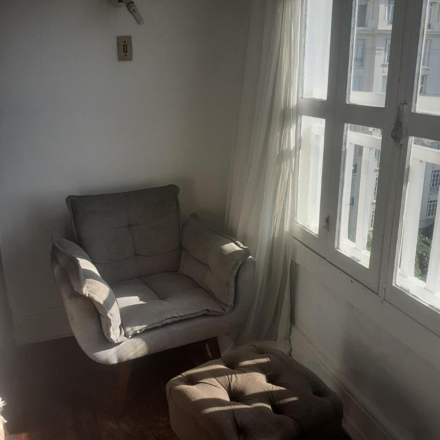 Copacabana Ampla Vista Mar Homestay