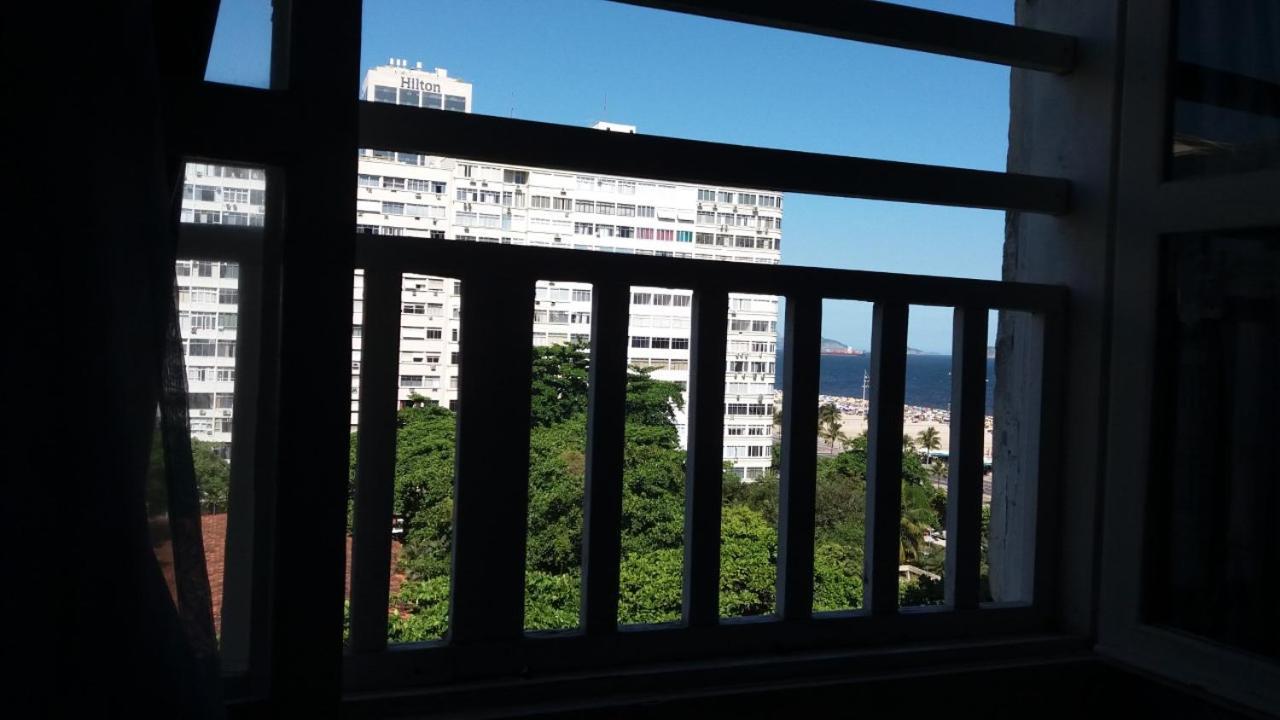 Copacabana Ampla Vista Mar Homestay